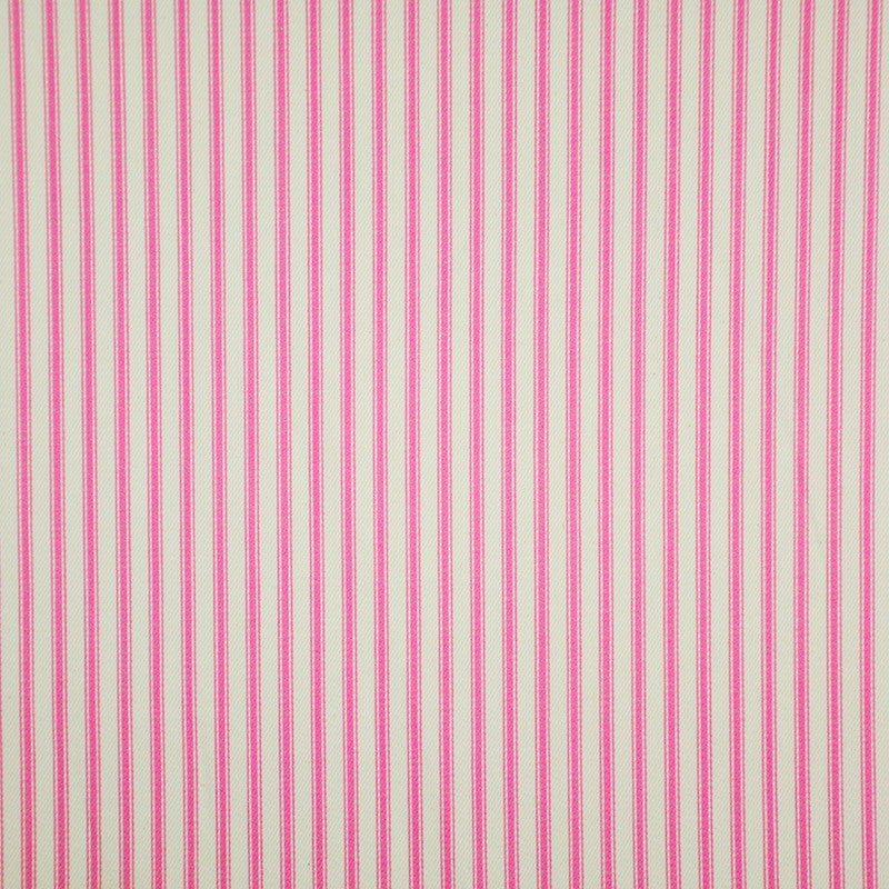 Qualicum # 350 Watermelon by Maxwell Fabric 100% COTTON INDIA </p><p>Repeat: Horizontal: and Vertical: H-0.4 55" - Fabric Carolina -
