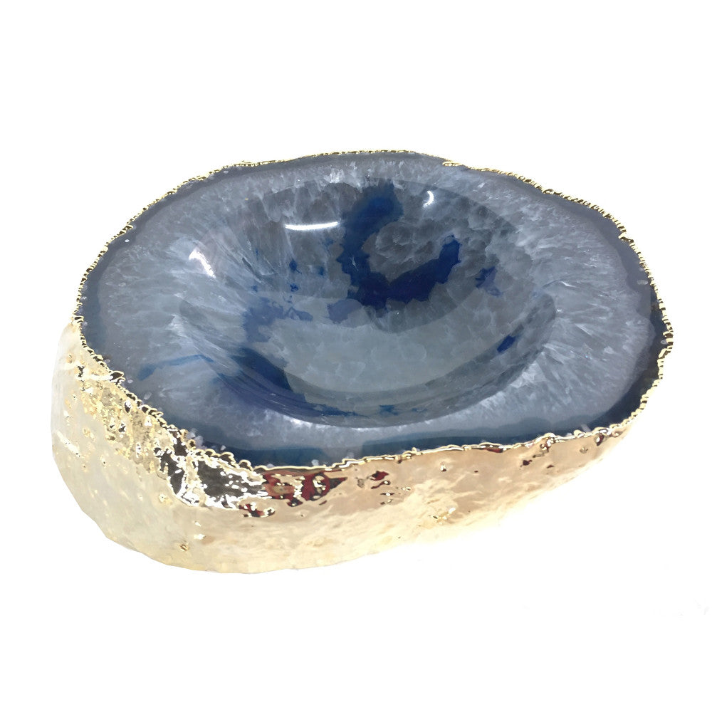 Noemi Polished Agate Bowl, Blue/Gold QR-18380.BLUEGOLD.0 by CuratedKravet CuratedKravet A polished natural agate bowl with gold electroplating. Due to the natural material, size, shape and color will vary. Brazil DUST LIGHTLY. </p><p>Dimensions: Length 6.25, Height 1.5, Width 5.5 Stone - 95%, Gold - 5% - Fabric Carolina -