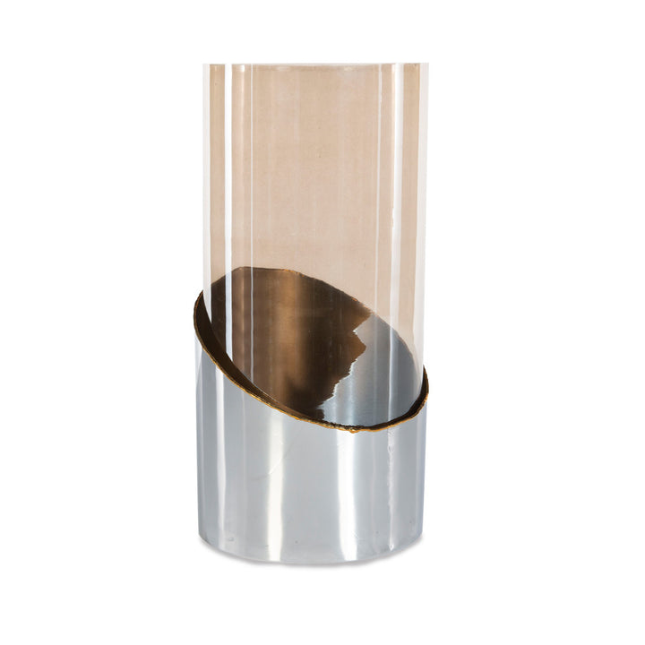 Riverton Hurricane, Large QR-20471.SLVRBRSS.0 by CuratedKravet CuratedKravet A stainless steel, brass, and glass hurricane detailed with a textured brass edge detail. India DUST LIGHTLY WITH A SOFT, DRY CLOTH. </p><p>Dimensions: Length 7.75, Height 16, Width 7.75 Glass - 70%, Brass - 15%, Stainless Steel - 15% - Fabric Carolina -