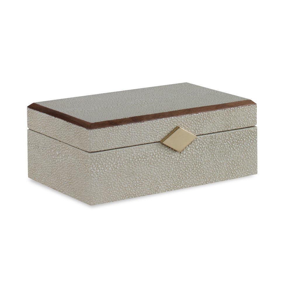 Maxine Box, Ivory QR-20670.IVORY.0 by CuratedKravet CuratedKravet A decorative faux shagreen lidded box detailed with wood trim on the lid and a brass diamond accent. Vietnam </p><p>Dimensions: Length 9.5, Height 3.5, Width 6 - Fabric Carolina -