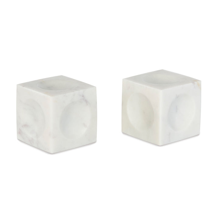 Baylor Bookends, White QR-21088.WHITE.0 by CuratedKravet CuratedKravet A set of 2 white marble bookends. Due to the natural material, variation is to be expected. Measures, 6.25"L x 3"W x 3"H (set). India </p><p>Dimensions: Length , Height , Width Marble - 100% - Fabric Carolina -