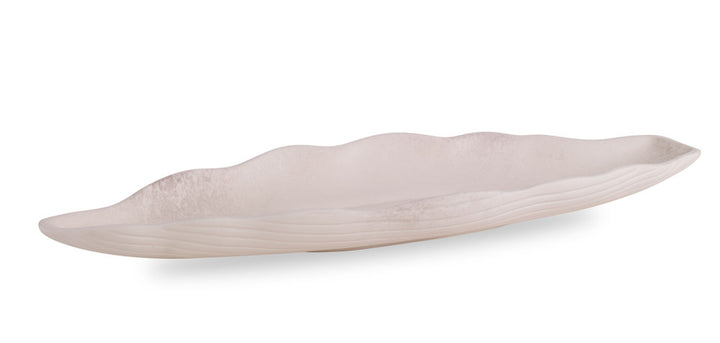 Niles Tray QR-22903.NATURAL.0 by CuratedKravet CuratedKravet A leaf-like ceramic tray featuring a natural glazed finish. Portugal DUST LIGHTLY WITH A SOFT, DRY CLOTH. </p><p>Dimensions: Length 20, Height 1.5, Width 6.75 Ceramic - 100% - Fabric Carolina -