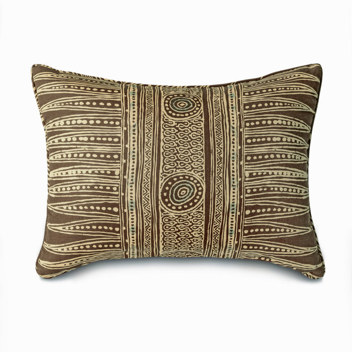 Indian Zag Pillow QR-23231.BARK.0 by CuratedKravet CuratedKravet Measures 14"H x 20"L. A decorative accent pillow in Lee Jofa 2010136.6 on the face and reverse, finished with a self welt. Features an invisible zipper. Made in the USA. Includes a 95/5 feather/down insert. United States DRY CLEAN ONLY. </p><p>Dimensions: Length 20, Height 14, Width Linen - 60%, Cotton - 20%, Modal - 20% - Fabric Carolina -
