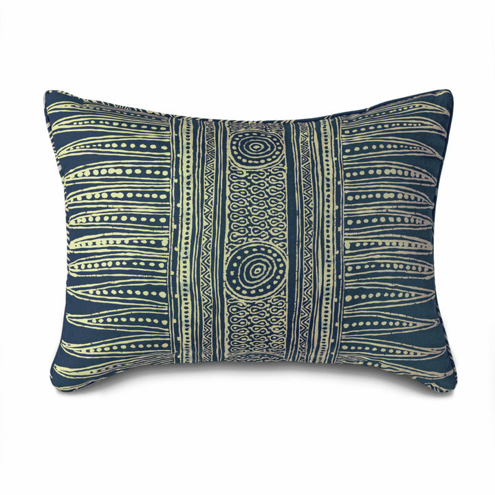 Indian Zag Pillow QR-23231.INDIGO.0 by CuratedKravet CuratedKravet Measures 14"H x 20"L. A decorative accent pillow in Lee Jofa 2010136.50 on the face and reverse, finished with a self welt. Features an invisible zipper. Made in the USA. Includes a 95/5 feather/down insert. United States DRY CLEAN ONLY. </p><p>Dimensions: Length 20, Height 14, Width Linen - 60%, Cotton - 20%, Modal - 20% - Fabric Carolina -