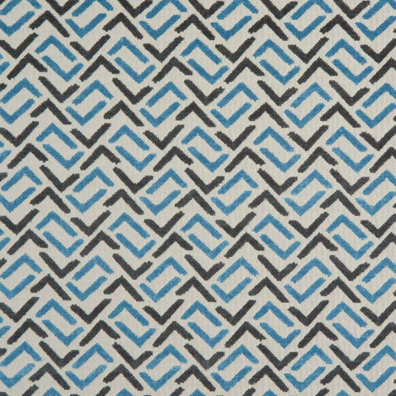 Rendezvous # 304 Ocean by Maxwell Fabric STUDIO-PARIS 51% ACRYLIC 41% POLYESTER
8% VISCOSE TURKEY </p><p>Repeat: Horizontal: H-2.25 and Vertical: V-2.75 55" - Fabric Carolina -