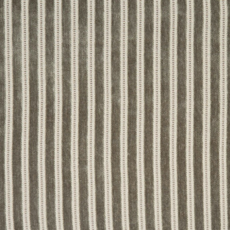 Rockefeller # 404 Mist by Maxwell Fabric STUDIO-NEW YORK 75% POLYESTER/23% ACRYLIC
2% VISCOSE TURKEY See sample </p><p>Repeat: Horizontal: and Vertical: 0.75" 55" - Fabric Carolina -