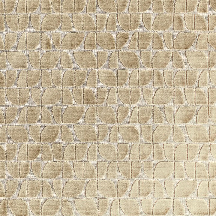 Roswell 3 Straw by Marcus William Fabric Marcus William Fabric Roswell 3 StrawFabric Kai/Marcus William Zen Gardens 41%Cot 35%Svi 24%Pol India </p><p>Repeat: H: 6.75, V: 0 54 in - Fabric Carolina -