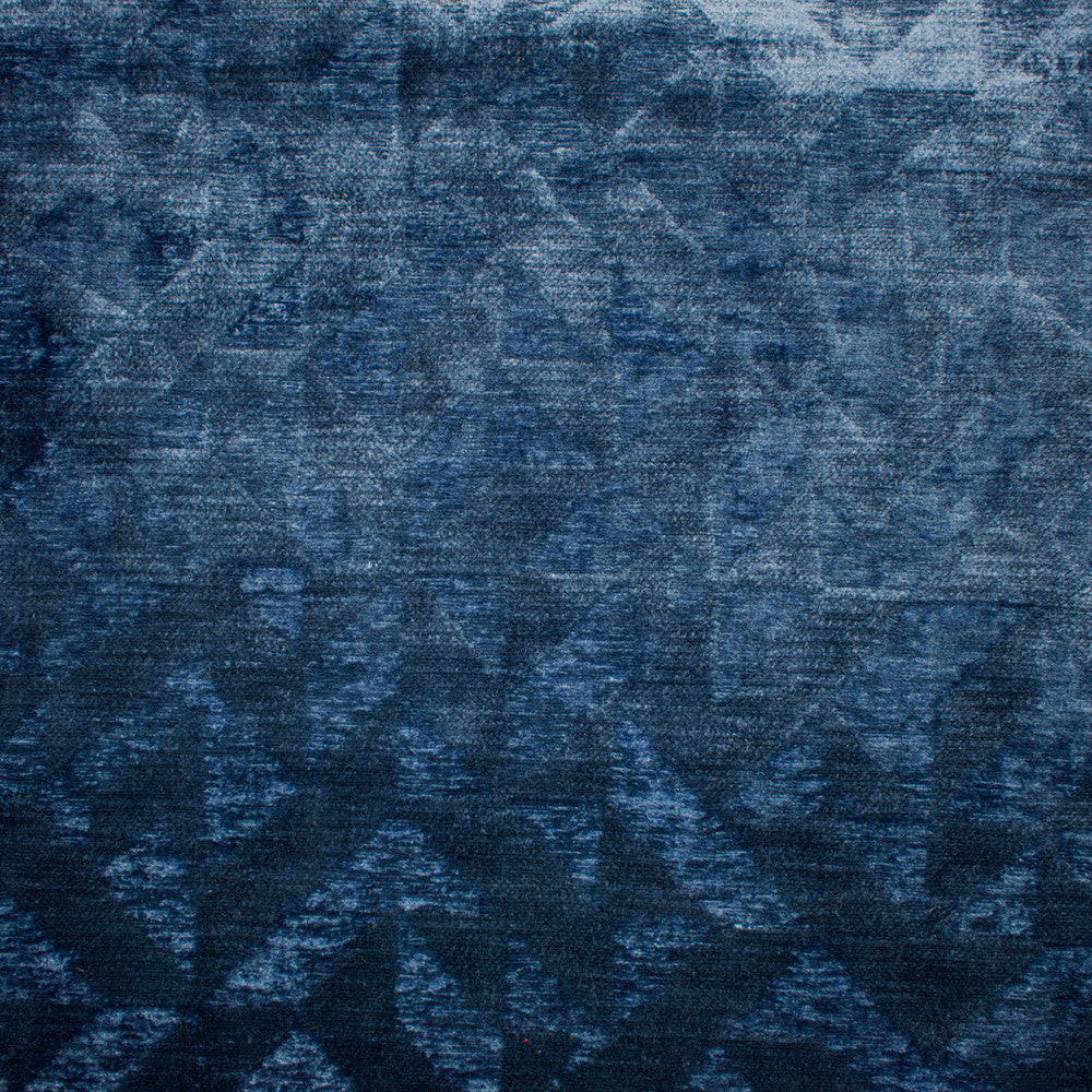 S1167 Midnight by Greenhouse Fabric S10: Paris Blues 100% Polyester China 50,000 double rubs </p><p>Repeat: 14" H, 12" V 54" - Fabric Carolina -
