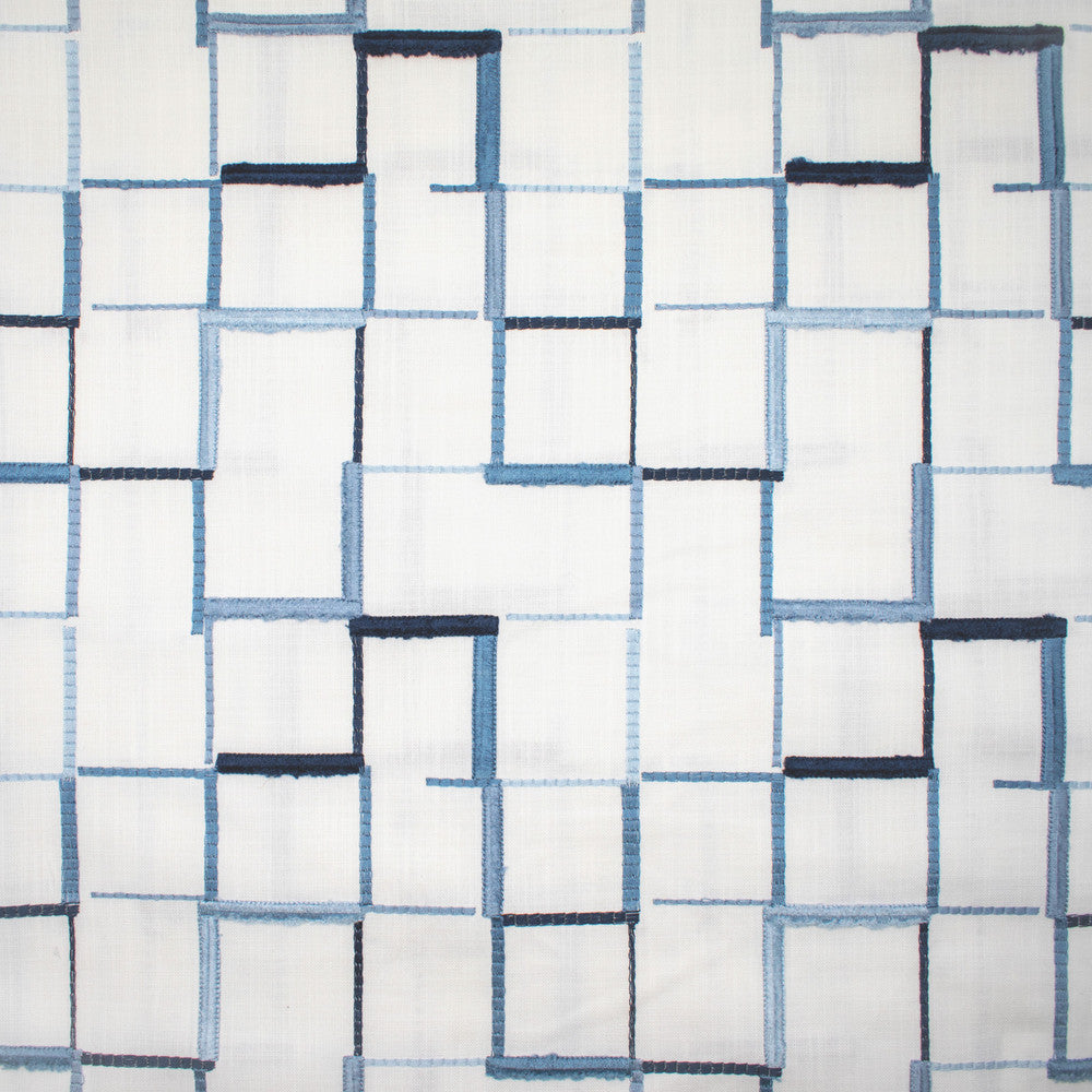 S1330 Windsor by Greenhouse Fabric 73% Cotton, 27% Polyester With 100% Viscose Embroidery India 15,000 double rubs </p><p>Repeat: 8.875" H, 9.25" V 54" - Fabric Carolina -