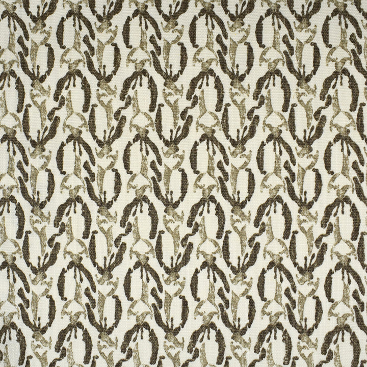 S1575 Reed by Greenhouse Fabric 85% Cotton, 15% Linen USA 24,000 double rubs </p><p>Repeat: 2.16" H, 4.21" V 54" - Fabric Carolina -
