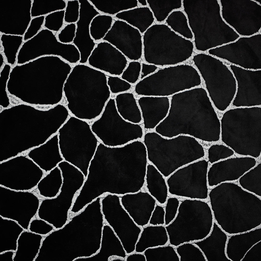 S1602 Noir by Greenhouse Fabric S13: Bordeaux Grey 100% Polyester China 92,000 double rubs </p><p>Repeat: 26.75" H, 15.25" V 54" - Fabric Carolina -