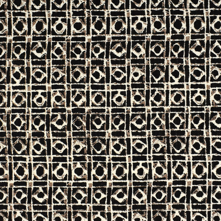 S1651 Chromium by Greenhouse Fabric S13: Bordeaux Grey 85% Cotton, 15% Linen USA 24,000 double rubs </p><p>Repeat: 6.75" H, 6.31" V 54" - Fabric Carolina -