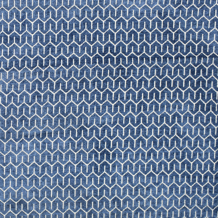 S1829 Navy by Greenhouse Fabric 44% Viscose, 39% Polyester, 17% Cotton India 51,000 double rubs </p><p>Repeat: .5" H, .5" V 54" - Fabric Carolina -