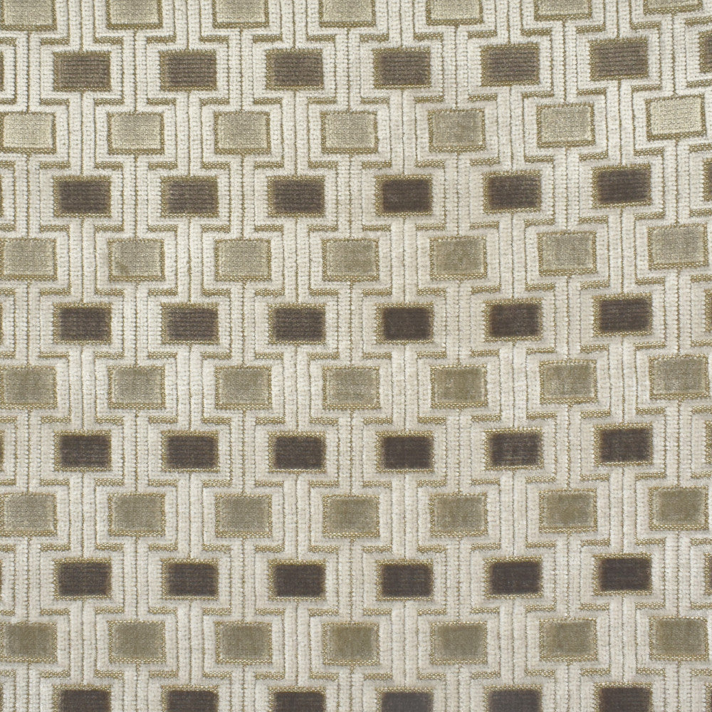 S1870 Truffle by Greenhouse Fabric S28: Venice Luxe 55% Polyester, 45% Viscose India 100,000 double rubs </p><p>Repeat: 1.69" H, 1.96" V 55" - Fabric Carolina -