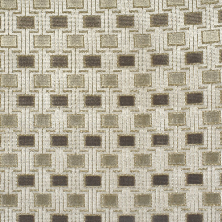 S1870 Truffle by Greenhouse Fabric S28: Venice Luxe 55% Polyester, 45% Viscose India 100,000 double rubs </p><p>Repeat: 1.69" H, 1.96" V 55" - Fabric Carolina -