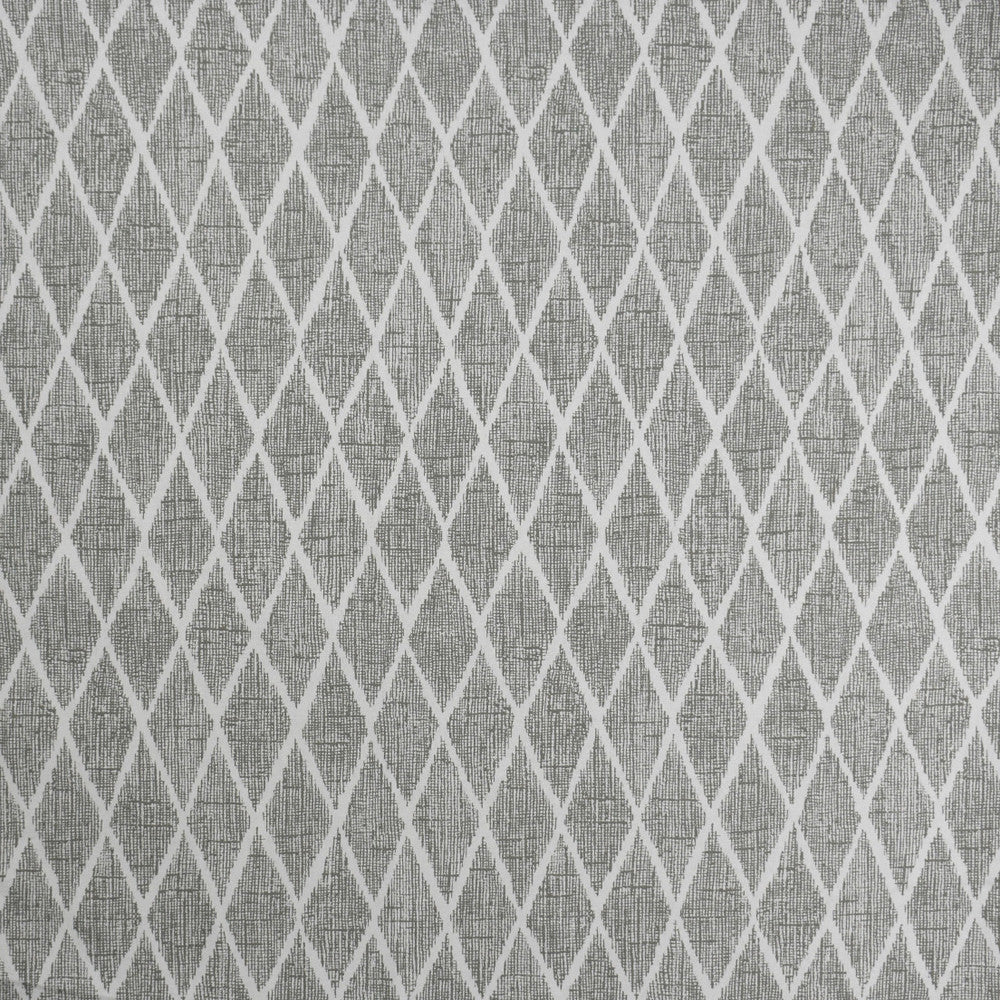 S1978 Silver Frost by Greenhouse Fabric 100% Cotton INDIA 30,000 </p><p>Repeat: 13.5" H, 17.75" V 54" - Fabric Carolina -