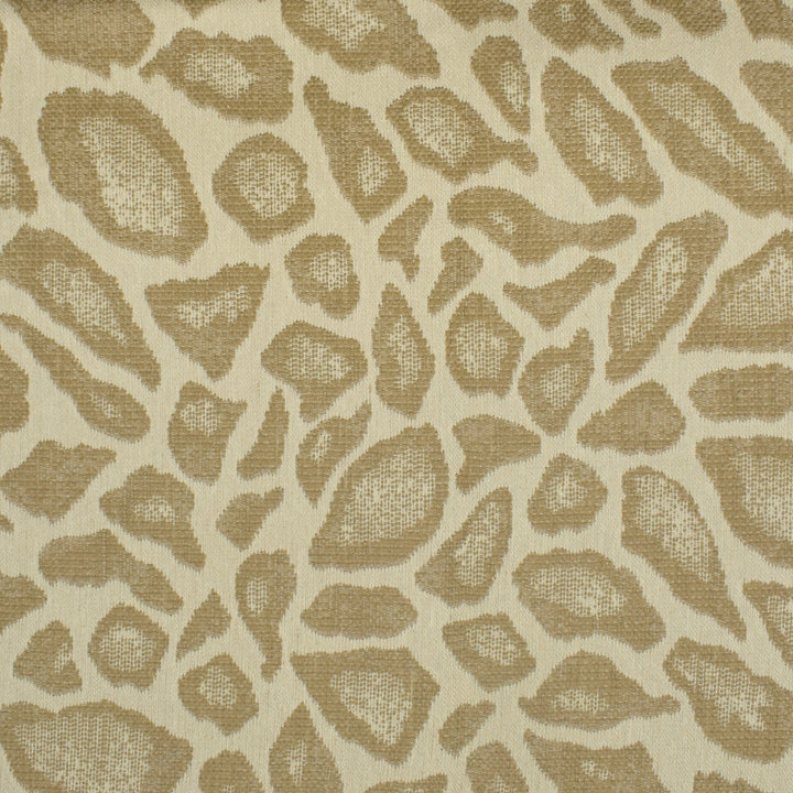 S2279 Parchment by Greenhouse Fabric 76.08% Polyester, 23.92% Pre-Crcotn USA 33,000 </p><p>Repeat: 14.688" H, 25" V 58" - Fabric Carolina -