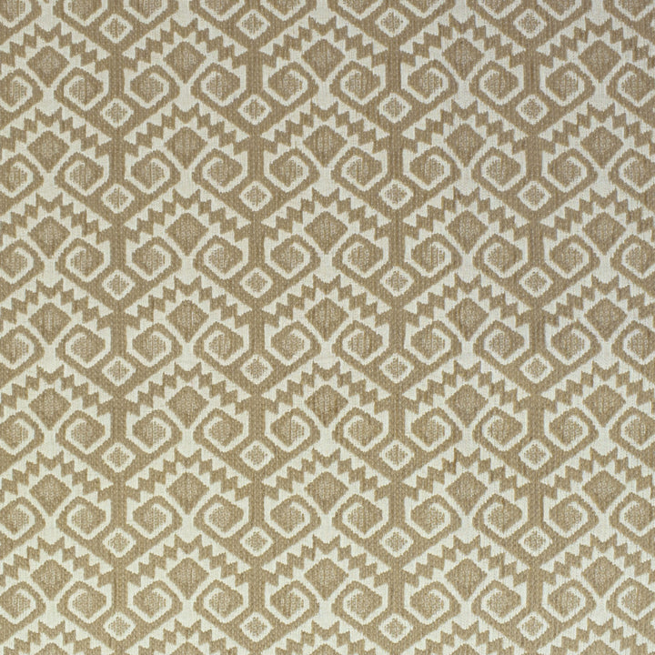 S2282 Oatmeal by Greenhouse Fabric 41.88% Polyester, 39.88% Cotton, 18.24% Pre-Crcotn USA 54,000 double rubs </p><p>Repeat: 1.781" H, 2.75" V 55" - Fabric Carolina -