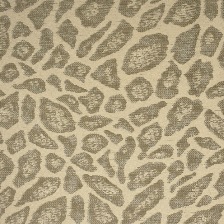 S2295 Flax by Greenhouse Fabric 76.08% Polyester, 23.92% Pre-Crcotn USA 33,000 </p><p>Repeat: 14.688" H, 25" V 58" - Fabric Carolina -