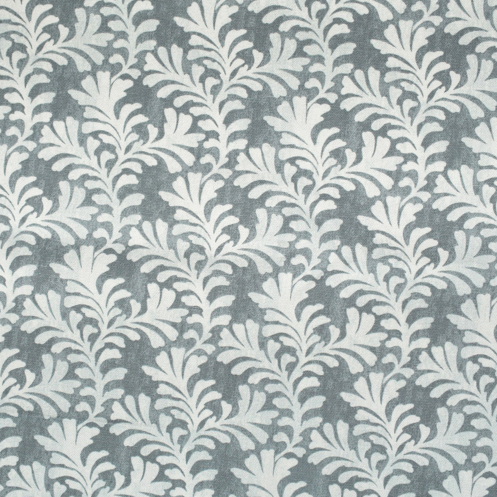 S2493 Denim by Greenhouse Fabric 100% Cotton PAKISTAN 15,000 </p><p>Repeat: 5.4" H, 5" V 54" - Fabric Carolina -