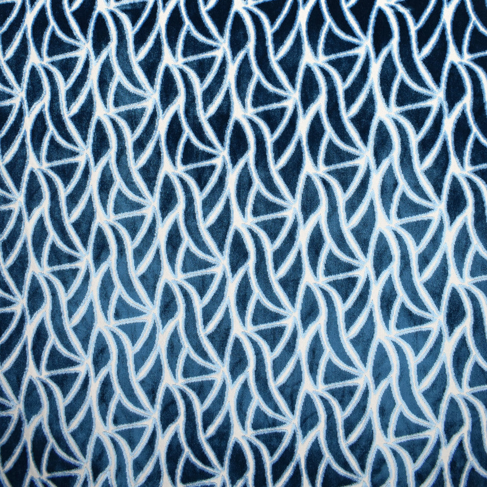 S2507 Icy Lake by Greenhouse Fabric 59% Rayon, 41% Polyester INDONESIA 50,000 </p><p>Repeat: 7" H, 5.5" V 55" - Fabric Carolina -