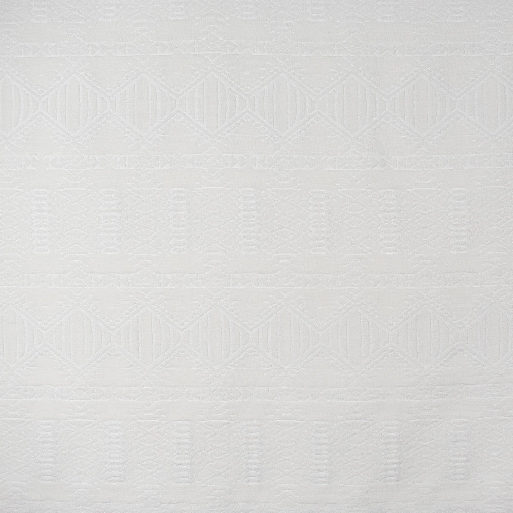 S2524 Cloud by Greenhouse Fabric 60% Cotton, 40% Polyester CHINA 39,000 </p><p>Repeat: 3.375" H, 11" V 54" - Fabric Carolina -