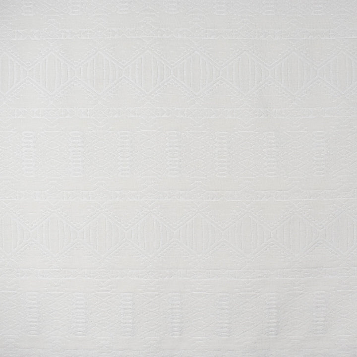 S2524 Cloud by Greenhouse Fabric 60% Cotton, 40% Polyester China 39,000 double rubs </p><p>Repeat: 3.375" H, 11" V 54" - Fabric Carolina -