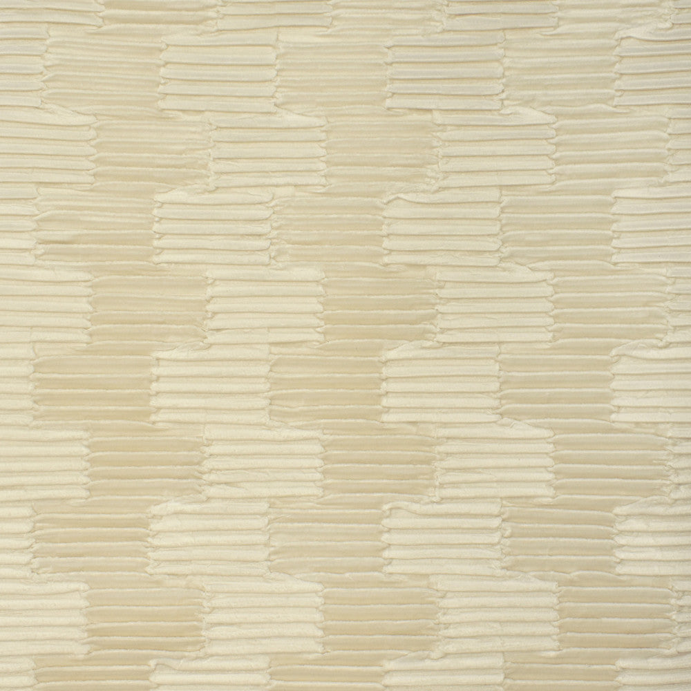 S2526 Gardenia by Greenhouse Fabric 100% Polyester China 15,000 double rubs </p><p>Repeat: 4" H, 2.5" V 54" - Fabric Carolina -