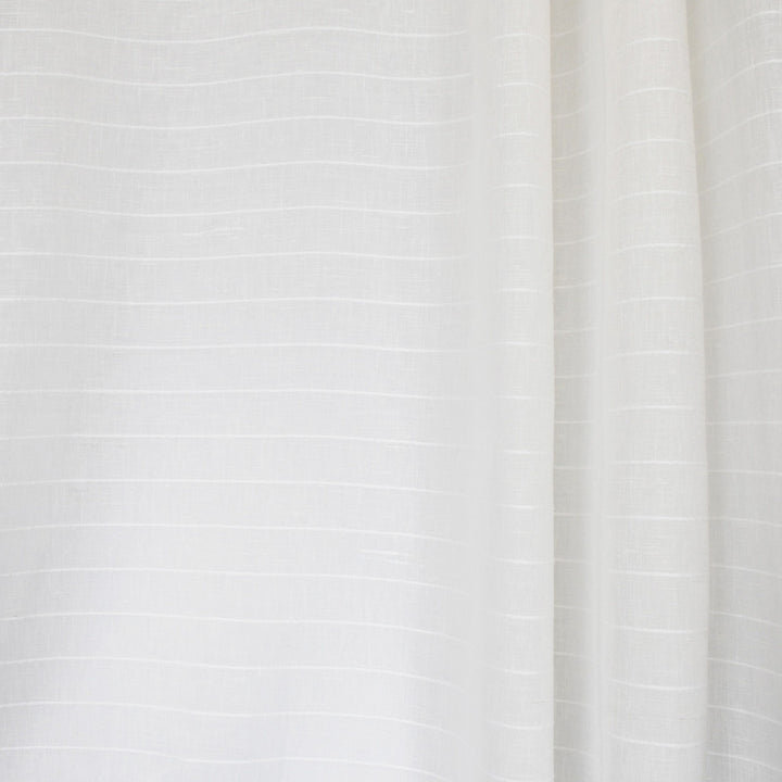 S2603 Cloud by Greenhouse Fabric S33: Statement Window 45% Linen, 31% Cotton, 24% Polyester India Drapery double rubs </p><p>Repeat: 1.25" V 54" - Fabric Carolina -