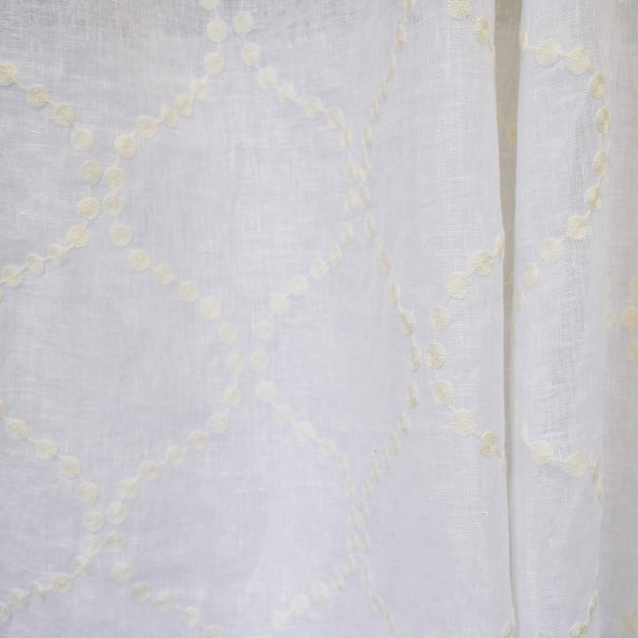 S2611 Winter White by Greenhouse Fabric 100% Linen With 100% Viscose Embroidery INDIA Drapery </p><p>Repeat: 6.85" H, 8" V 52" - Fabric Carolina -