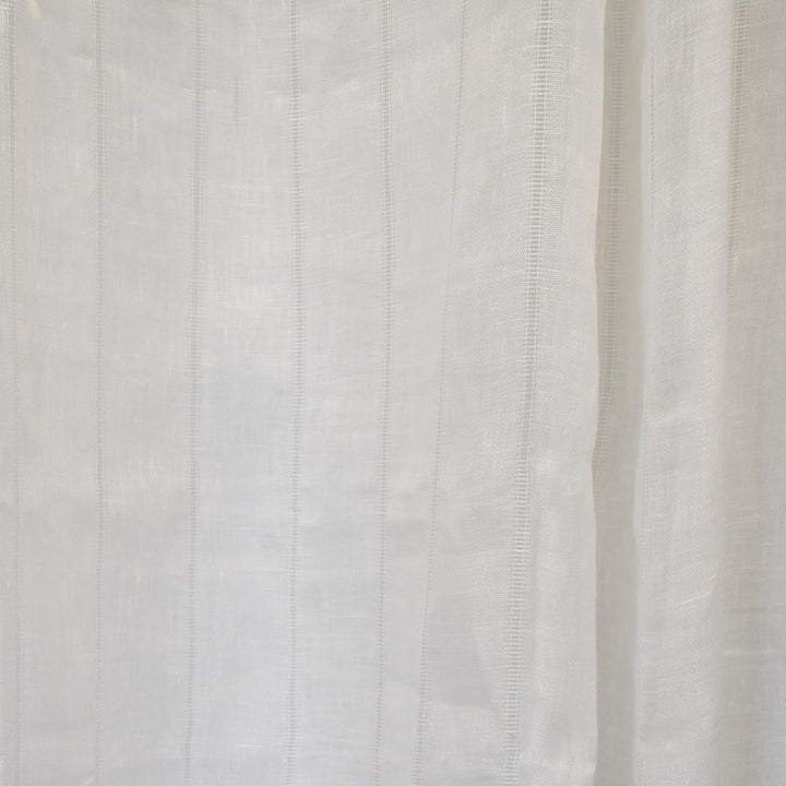 S2612 Off White by Greenhouse Fabric 100% Linen India Drapery double rubs </p><p>Repeat: 2.375" H 54" - Fabric Carolina -