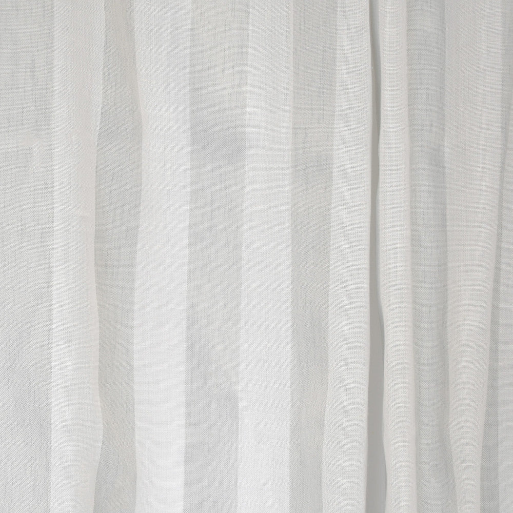 S2616 Dove by Greenhouse Fabric 88% Polyester, 12% Linen India Drapery double rubs </p><p>Repeat: 3.875" H 54" - Fabric Carolina -