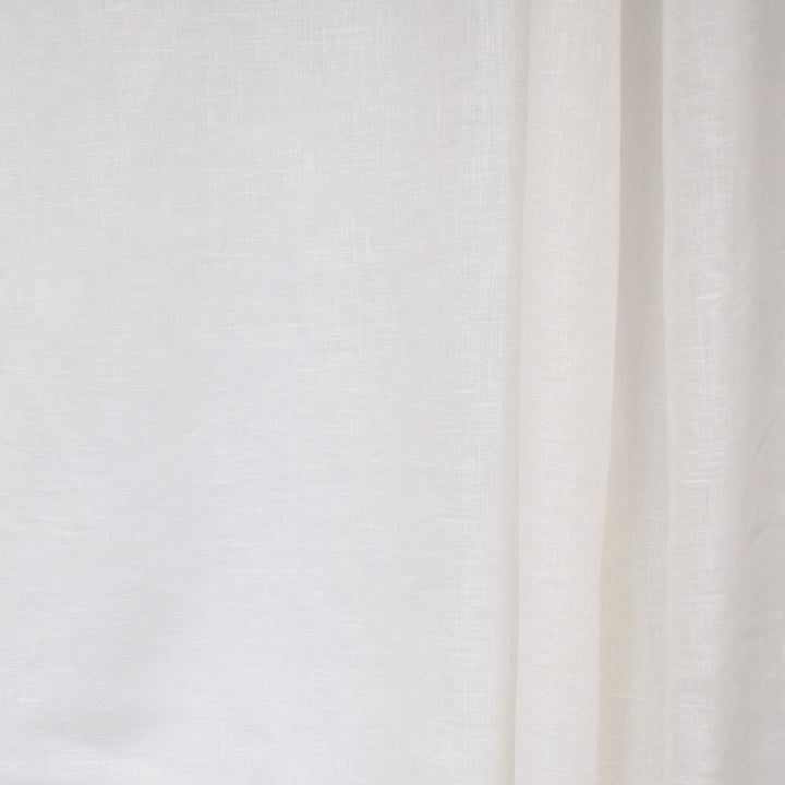 S2619 Cloud by Greenhouse Fabric S33: Statement Window 54% Linen, 32% Cotton, 14% Polyester India Drapery double rubs </p><p>Repeat: None 56" - Fabric Carolina -