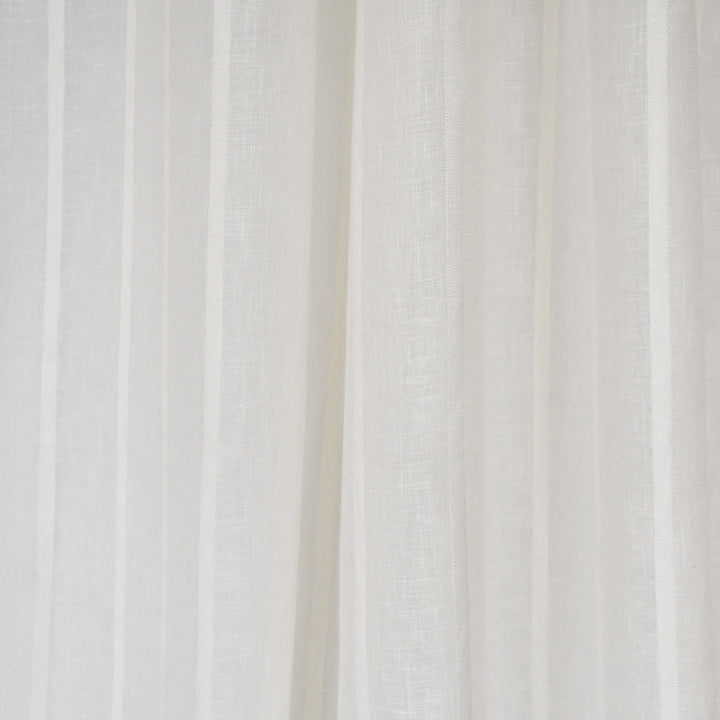S2621 Icicle by Greenhouse Fabric 45% Linen, 26% Cotton, 18% Viscose, 11% Polyester INDIA Drapery </p><p>Repeat: None 54" - Fabric Carolina -