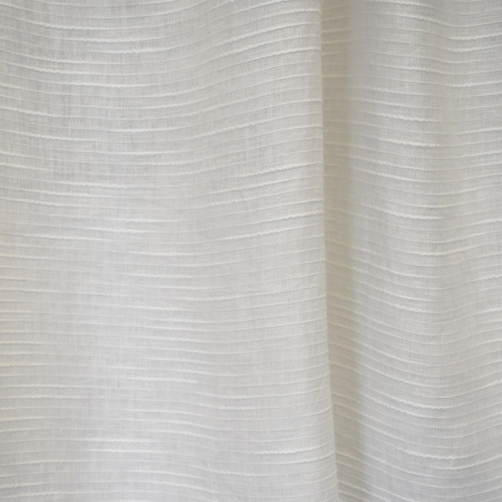 S2622 Winter White by Greenhouse Fabric 70% Linen, 30% Cotton India Drapery double rubs </p><p>Repeat: 1" V 54" - Fabric Carolina -