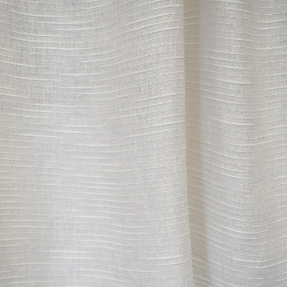 S2622 Winter White by Greenhouse Fabric 70% Linen, 30% Cotton India Drapery double rubs </p><p>Repeat: 1" V 54" - Fabric Carolina -