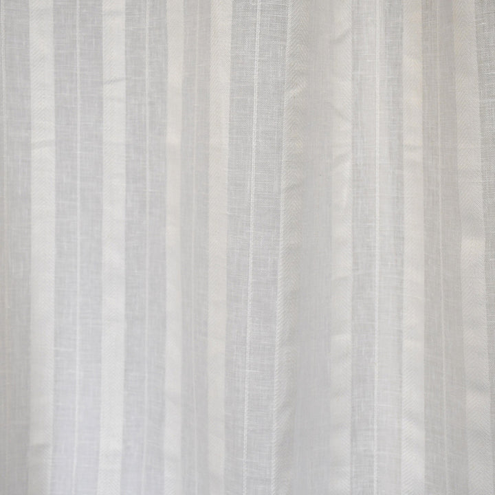S2623 Snow by Greenhouse Fabric S33: Statement Window 37% Linen, 31% Viscose, 22% Cotton, 10% Polyester India Drapery double rubs </p><p>Repeat: 2.25" H 54" - Fabric Carolina -