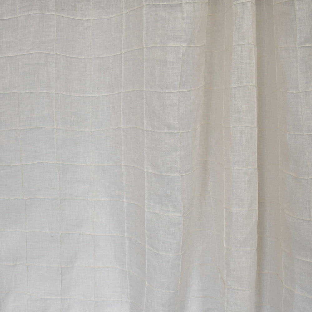 S2626 Off White by Greenhouse Fabric S33: Statement Window 100% Linen With 100% Polyester Embroidery India Drapery double rubs </p><p>Repeat: 3" H, 3" V 53" - Fabric Carolina -