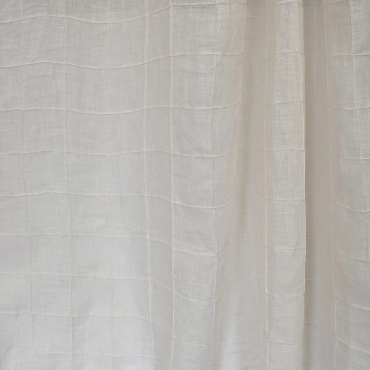 S2626 Off White by Greenhouse Fabric S33: Statement Window 100% Linen With 100% Polyester Embroidery India Drapery double rubs </p><p>Repeat: 3" H, 3" V 53" - Fabric Carolina -