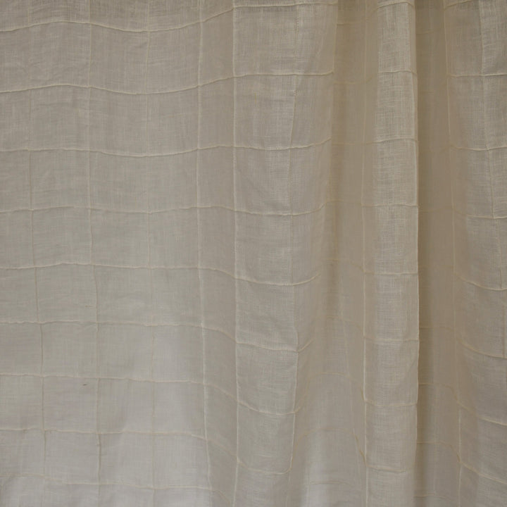 S2633 Tumbleweed by Greenhouse Fabric 100% Linen With 100% Polyester Embroidery INDIA Drapery </p><p>Repeat: 3" H, 3" V 53" - Fabric Carolina -
