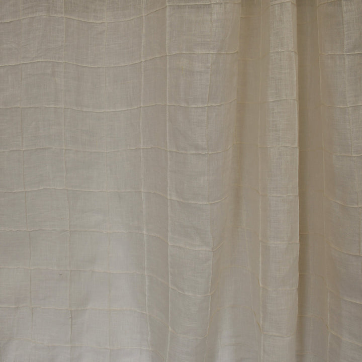 S2633 Tumbleweed by Greenhouse Fabric 100% Linen With 100% Polyester Embroidery India Drapery double rubs </p><p>Repeat: 3" H, 3" V 53" - Fabric Carolina -