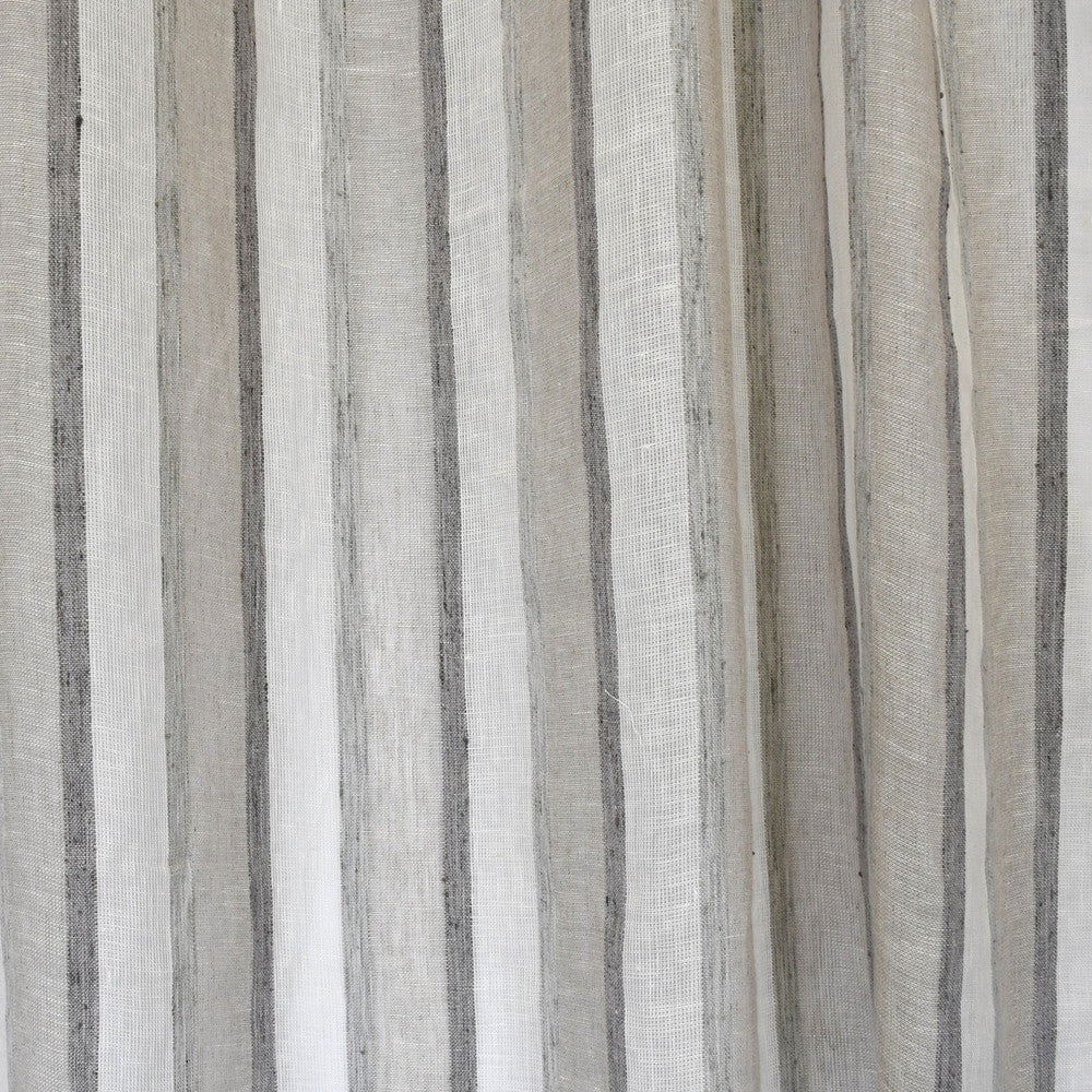 S2638 Dove by Greenhouse Fabric 60% Linen, 40% Polyester India Drapery double rubs </p><p>Repeat: 4.375" H 54" - Fabric Carolina -