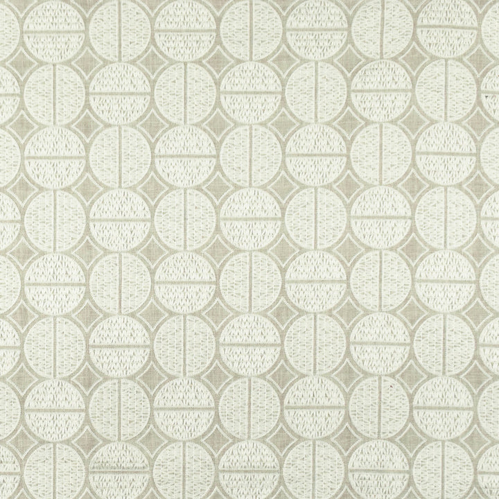 S2640 Oyster by Greenhouse Fabric 100% Polyester With 100% Viscose Embroidery INDIA 9,000 </p><p>Repeat: 6.5" H, 6.5" V 52" - Fabric Carolina -