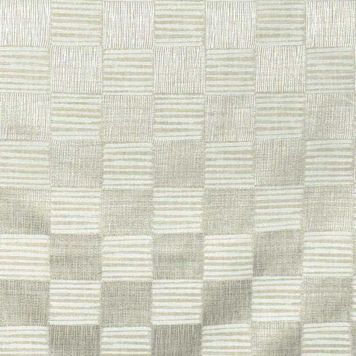 S2660 Oyster by Greenhouse Fabric 100% Polyester With 100% Polyester Embroidery INDIA 9,000 </p><p>Repeat: 6.5" H, 6.5" V 52" - Fabric Carolina -