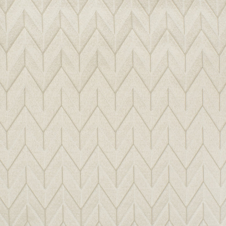 S2888 Pearl by Greenhouse Fabric 100% Polyester China 15,000 </p><p>Repeat: 1.75" H, 1.75" V 54" - Fabric Carolina -