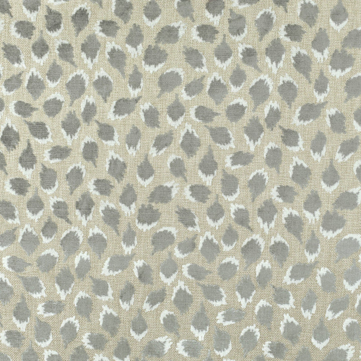 S2951 Silver by Greenhouse Fabric 60% Rayon, 40% Polyester China 15,000 </p><p>Repeat: 15" H, 13" V 54" - Fabric Carolina -