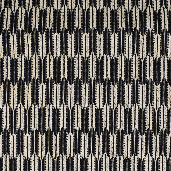 S2989 Zebra by Greenhouse Fabric 39% Polyester, 35% Polypropylene, 26% Cotton USA 50,000 </p><p>Repeat: 1" H, 3.38" V 54" - Fabric Carolina -