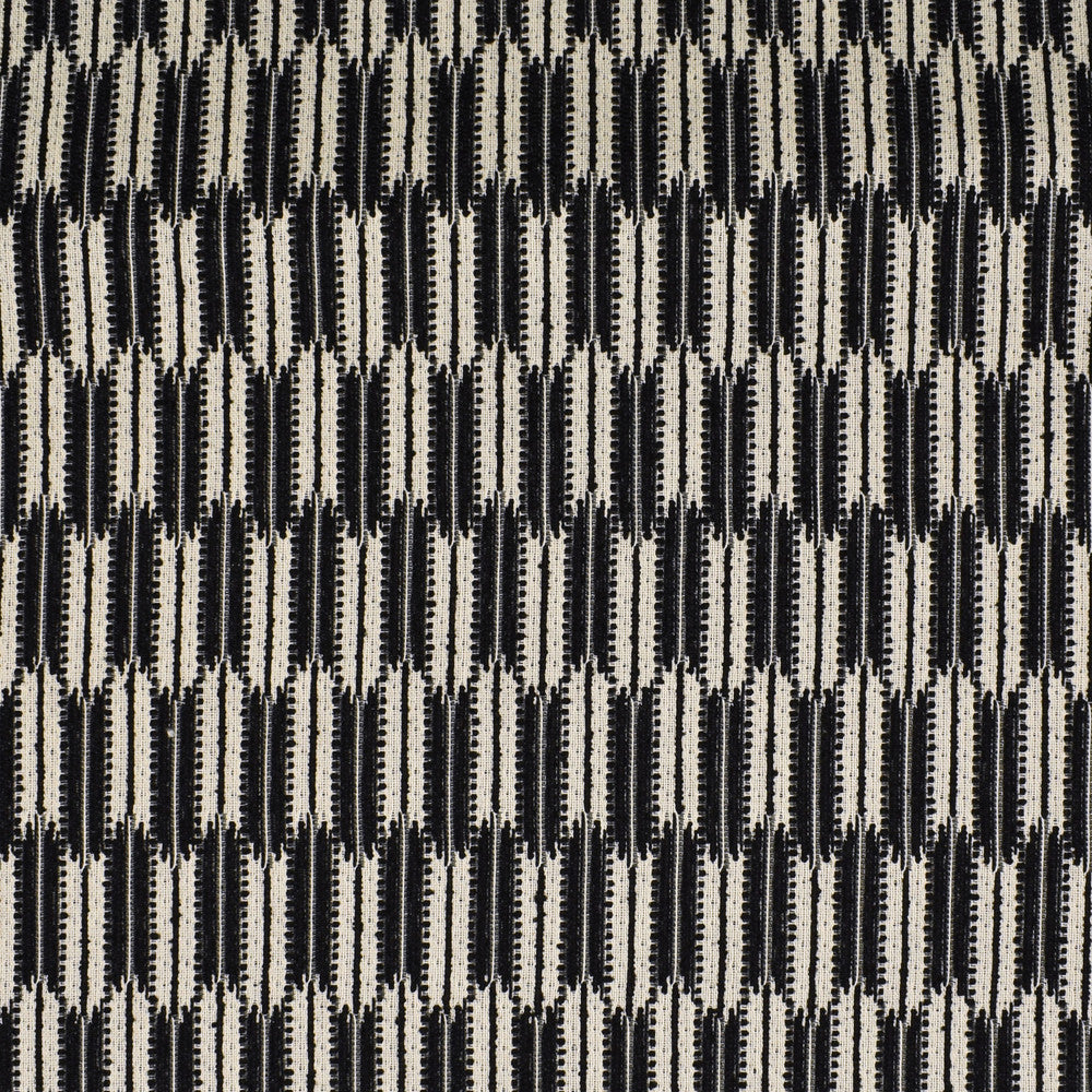 S2989 Zebra by Greenhouse Fabric S40: Capri Grays 39% Polyester, 35% Polypropylene, 26% Cotton USA 50,000 double rubs </p><p>Repeat: 1" H, 3.38" V 54" - Fabric Carolina -