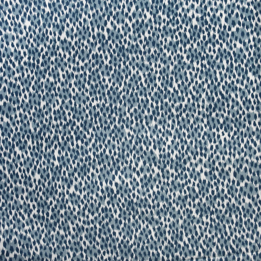 S3019 Blueberry by Greenhouse Fabric 100% Cotton TAIWAN 15,000 </p><p>Repeat: 13.5" H, 9" V 54" - Fabric Carolina -