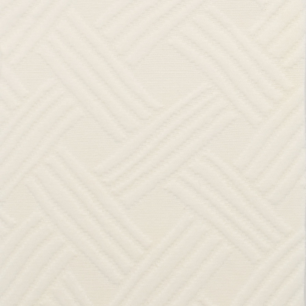 S3074 Salt by Greenhouse Fabric 70% Cotton, 30% Polyester China 24,000 </p><p>Repeat: 13.8" H, 14" V 56" - Fabric Carolina -